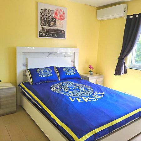 Apartment In Downtown At The Beach Νασάου Εξωτερικό φωτογραφία