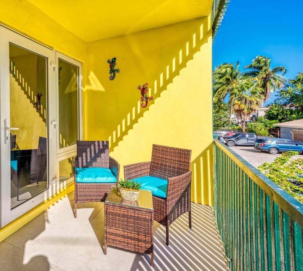 Apartment In Downtown At The Beach Νασάου Εξωτερικό φωτογραφία