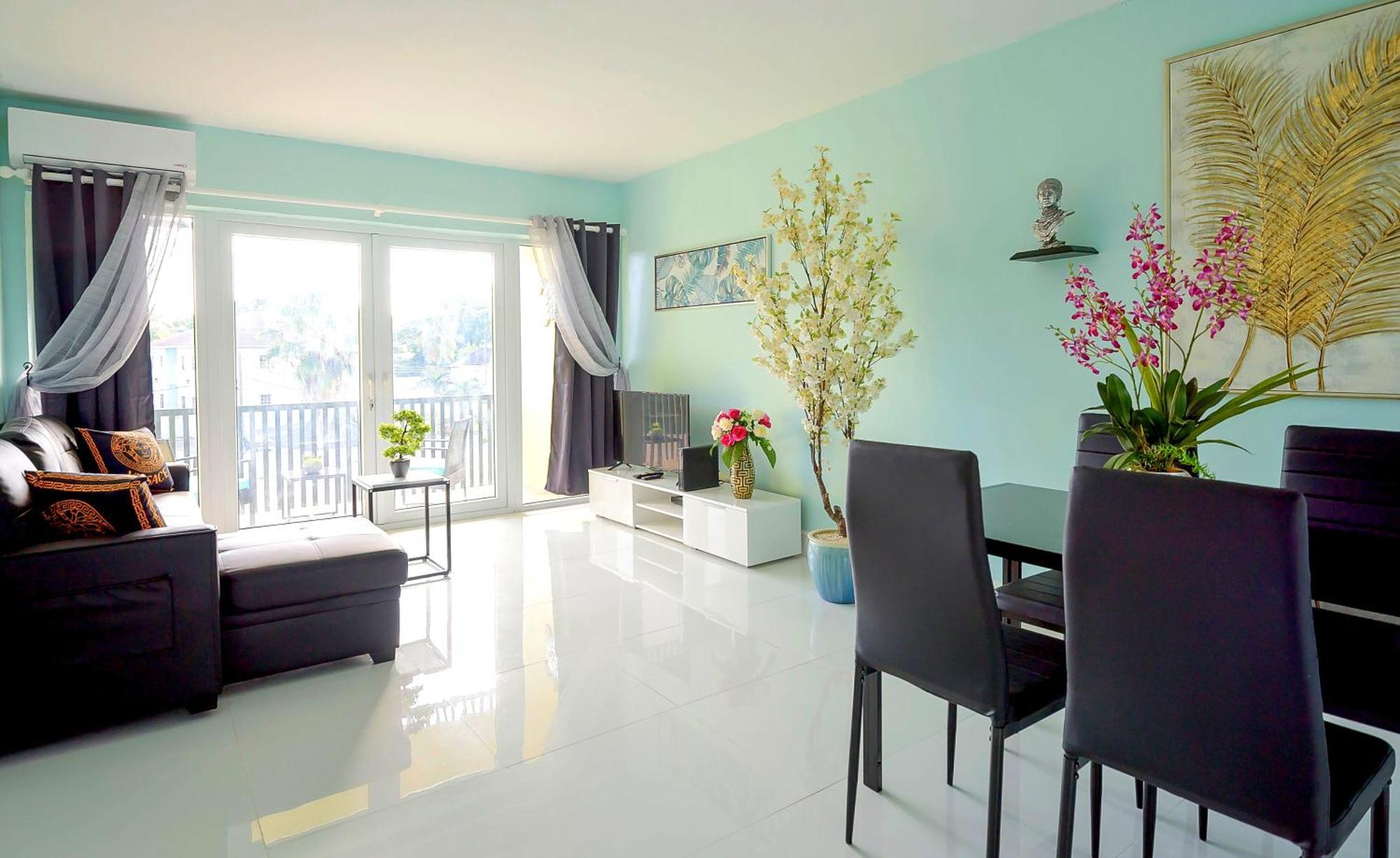 Apartment In Downtown At The Beach Νασάου Εξωτερικό φωτογραφία