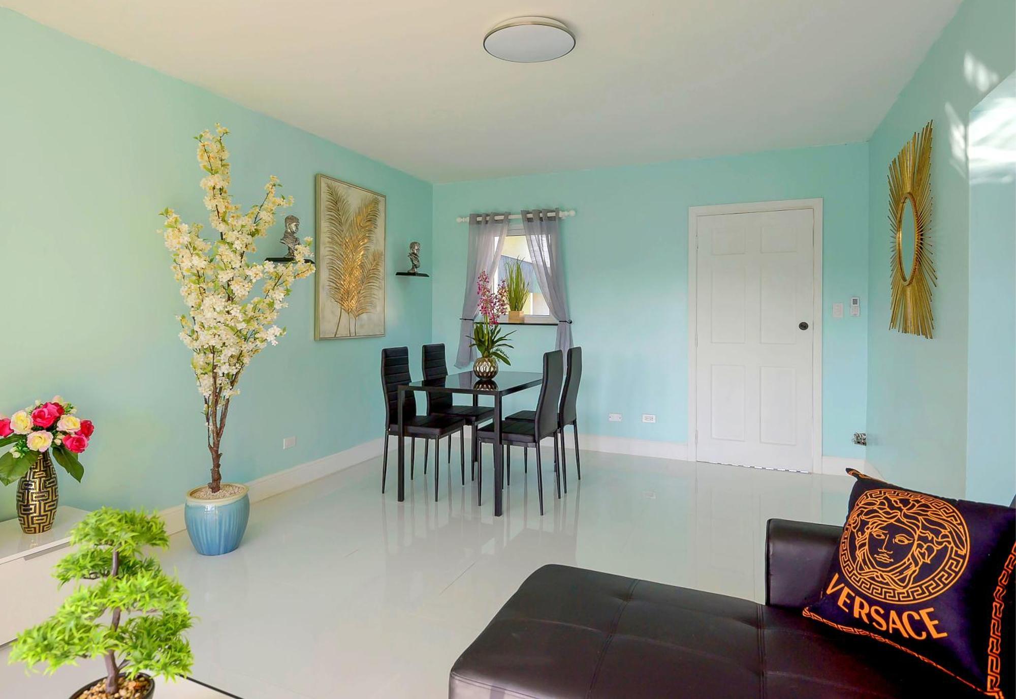 Apartment In Downtown At The Beach Νασάου Εξωτερικό φωτογραφία